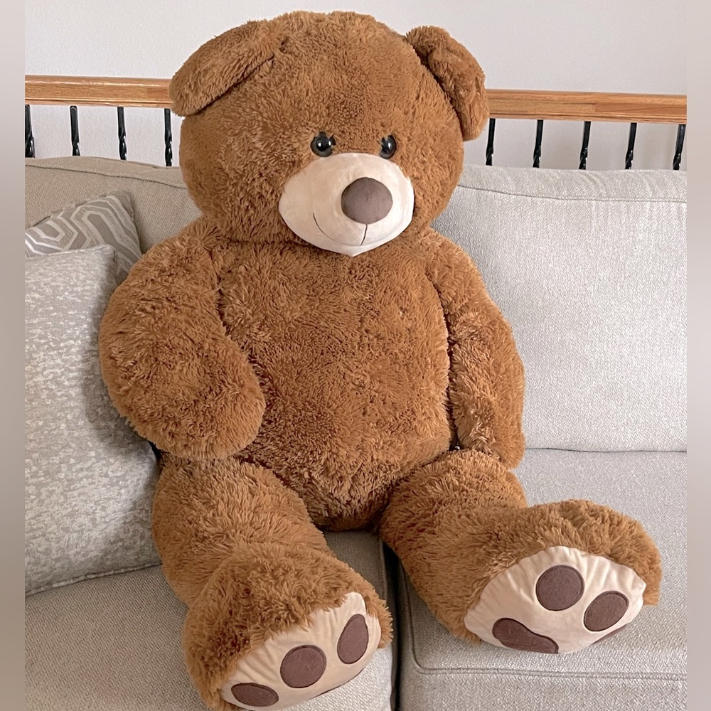 📌SOLD📌 🧸 Enormous Teddy Bear 🧸